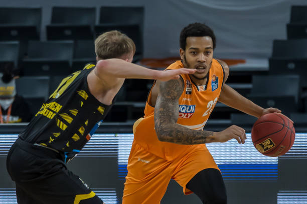 但他担心在 但他担心在